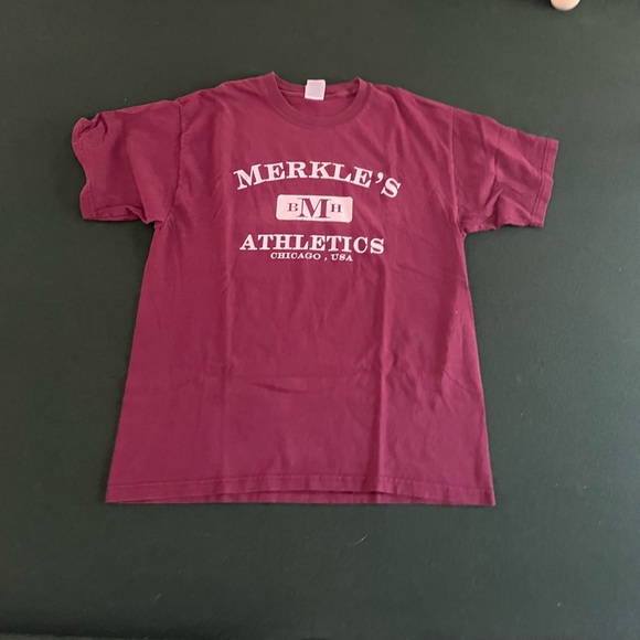Merkle’s Bar & Grill T-shirt - Picture 2 of 6